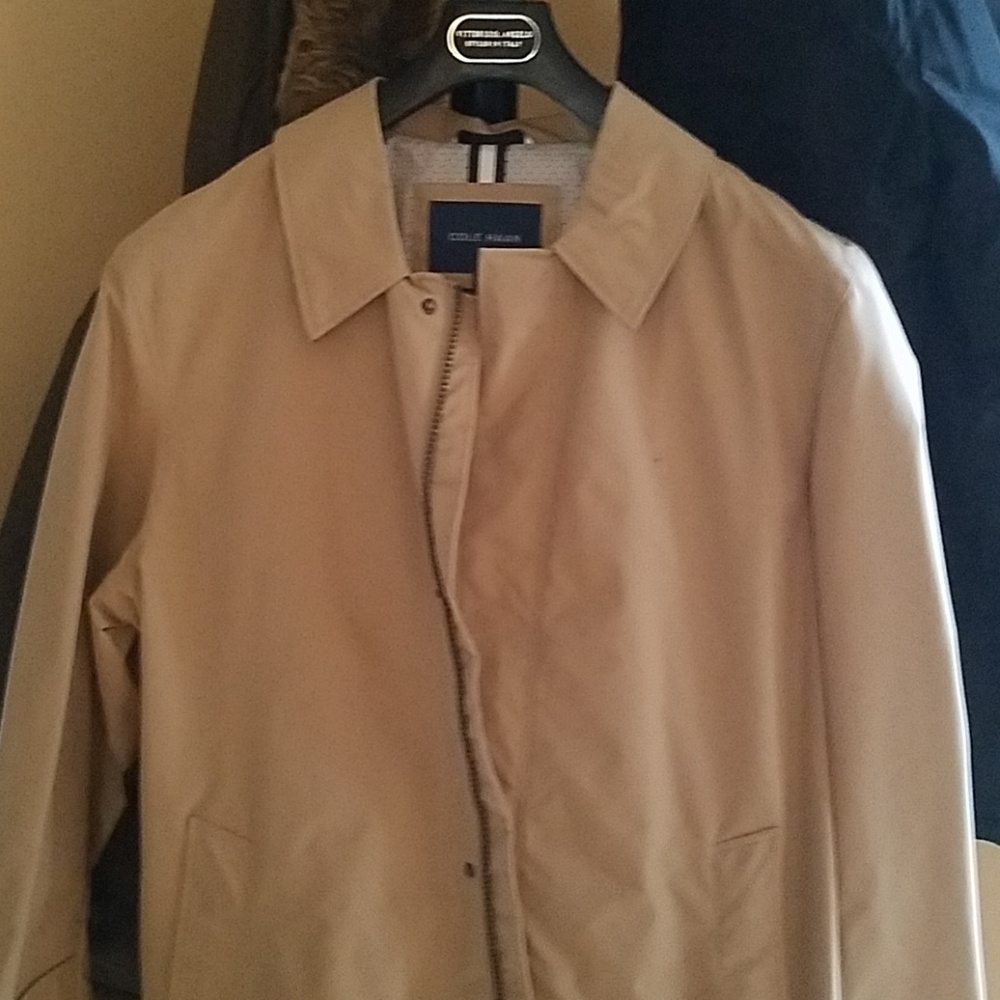 Colehaan trenchcoat
